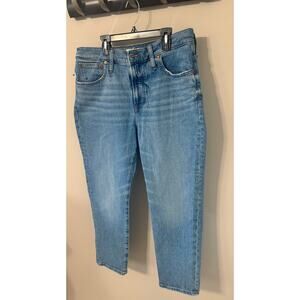 Madewell women’s petite denim jeans. 32 waist / 25 lengrh
